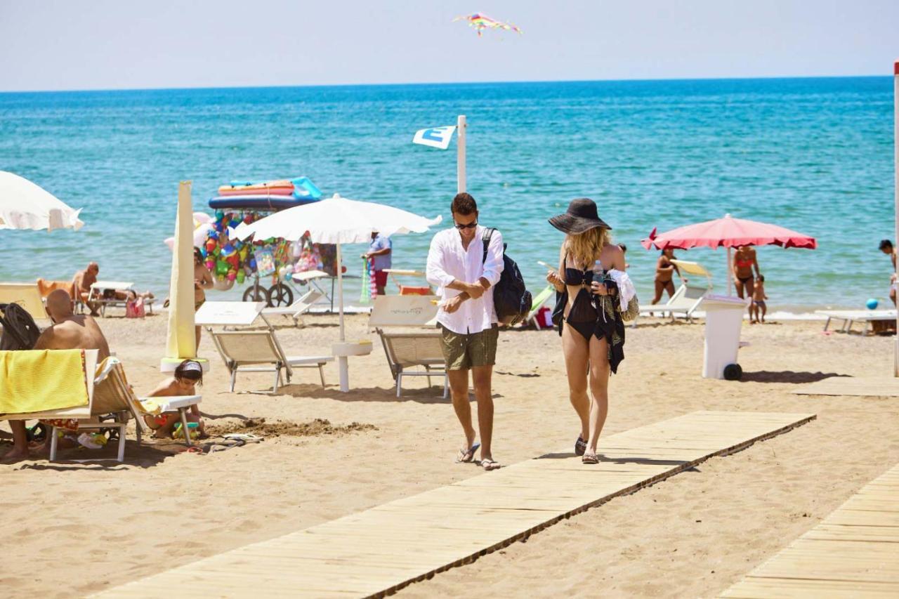 Edri Beach House - Villa Con Piscina Pontecagnano Bagian luar foto