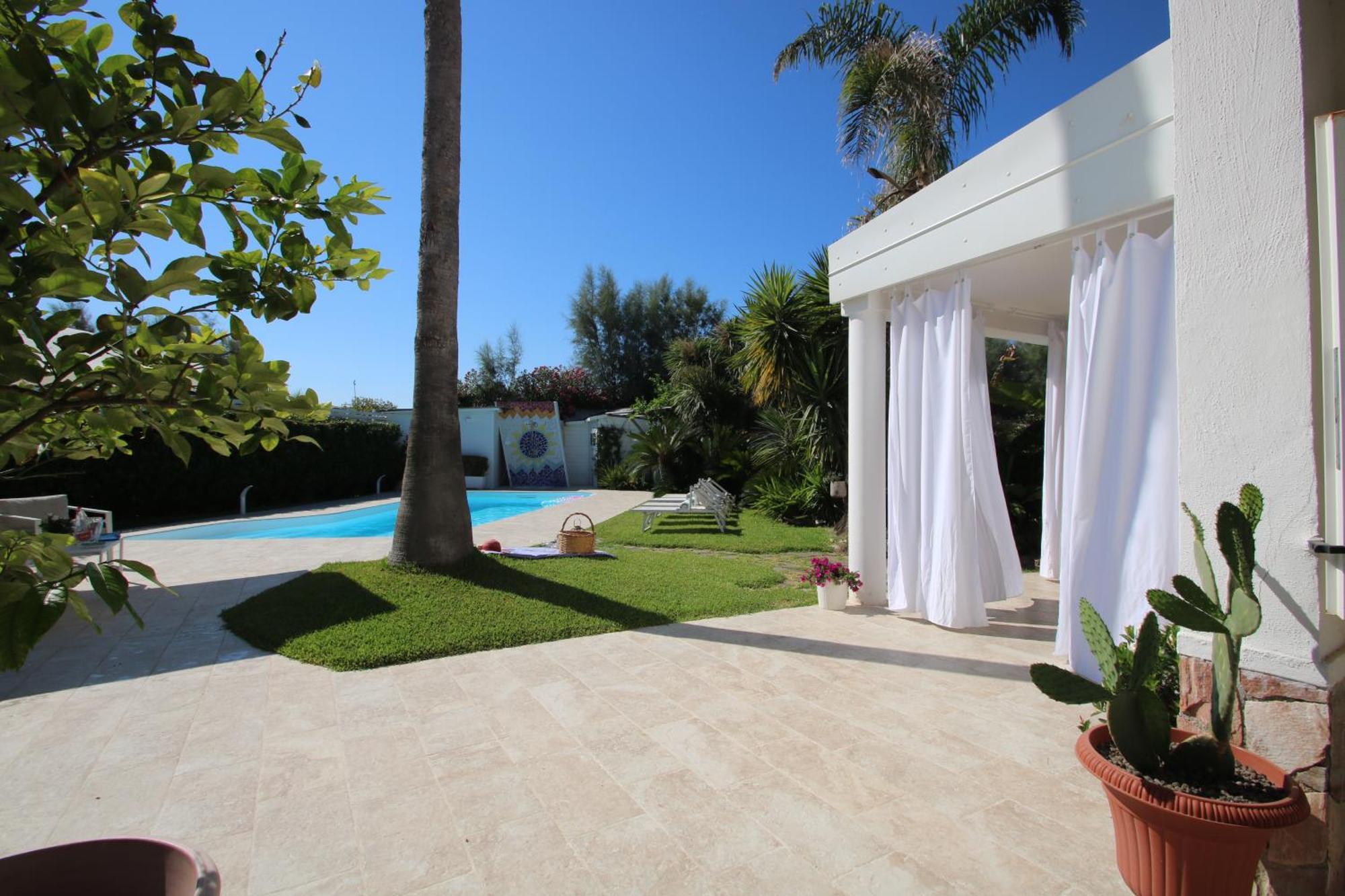 Edri Beach House - Villa Con Piscina Pontecagnano Bagian luar foto